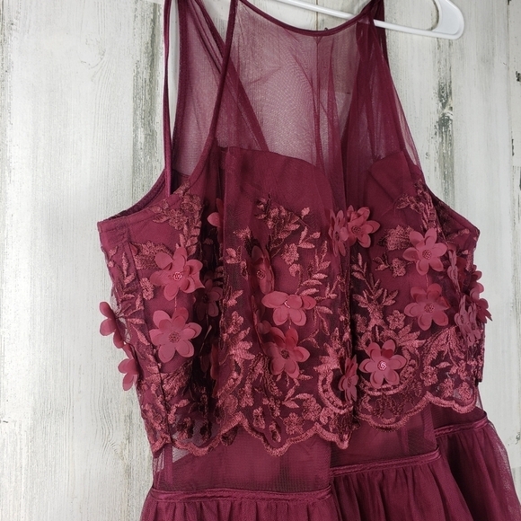 New teeze me burgundy lace flower spaghetti strap formal dress women's size 14 - Picture 9 of 16